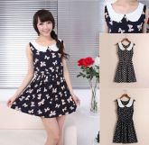 Vestido vintage estampas variadas.