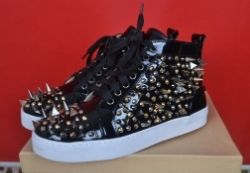 Tênis Preto com spike