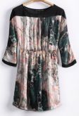 Vestido Estampado com ombros pretos